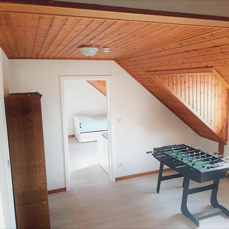 בית נופש Maison De Situee Entre Liege, Tongres Et Vise *