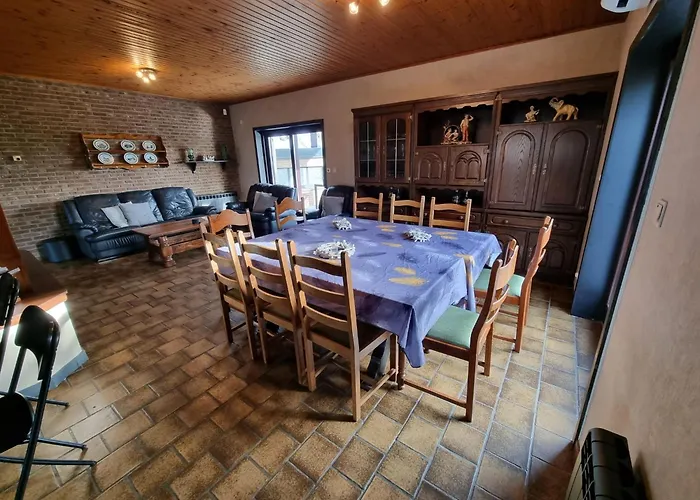 Maison De Situee Entre Liege, Tongres Et Vise *