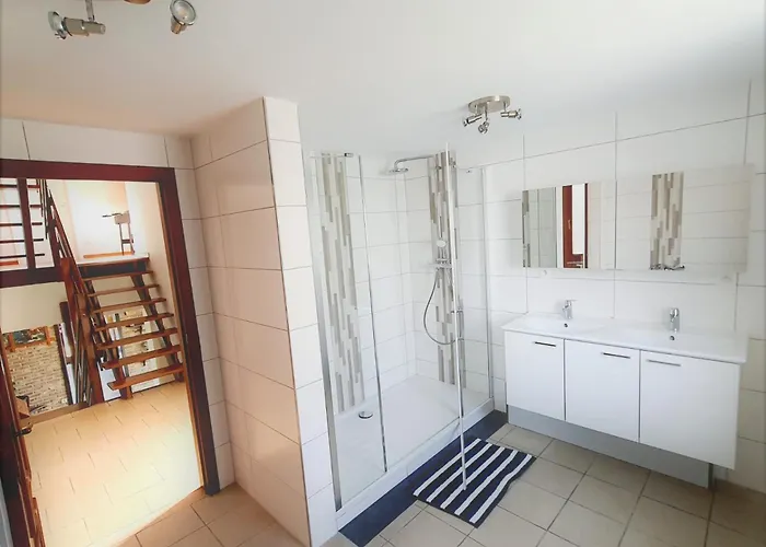 Vakantiehuis Maison De Situee Entre Liege, Tongres Et Vise Slins